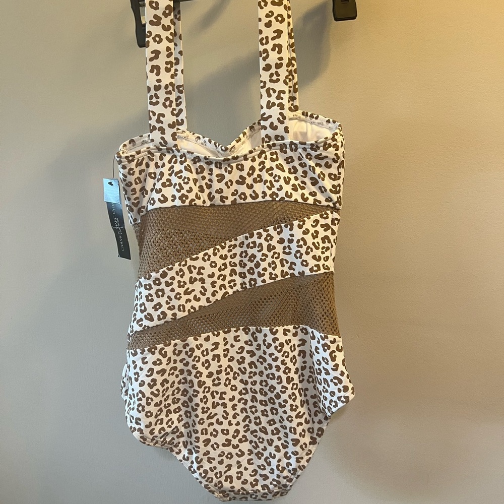 Girls Leopard Print One-Piece Swimsuit in Cream and Brown Size 6   11”PTP NEW - Picture 3 of 9